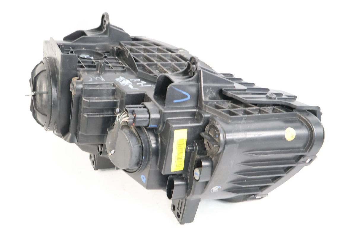 2011-2014 CHRYSLER 300 RIGHT PASSENGER HEADLIGHT HEADLAMP HALOGEN 68143002AA OEM