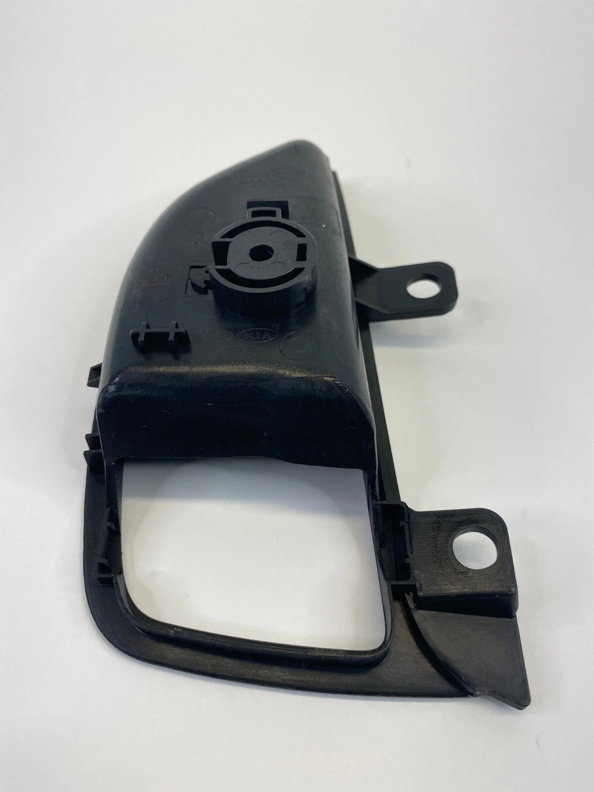 11-16 HYUNDAI ELANTRA REAR LEFT INNER DOOR HANDLE TRIM BEZEL COVER 83611-MD100
