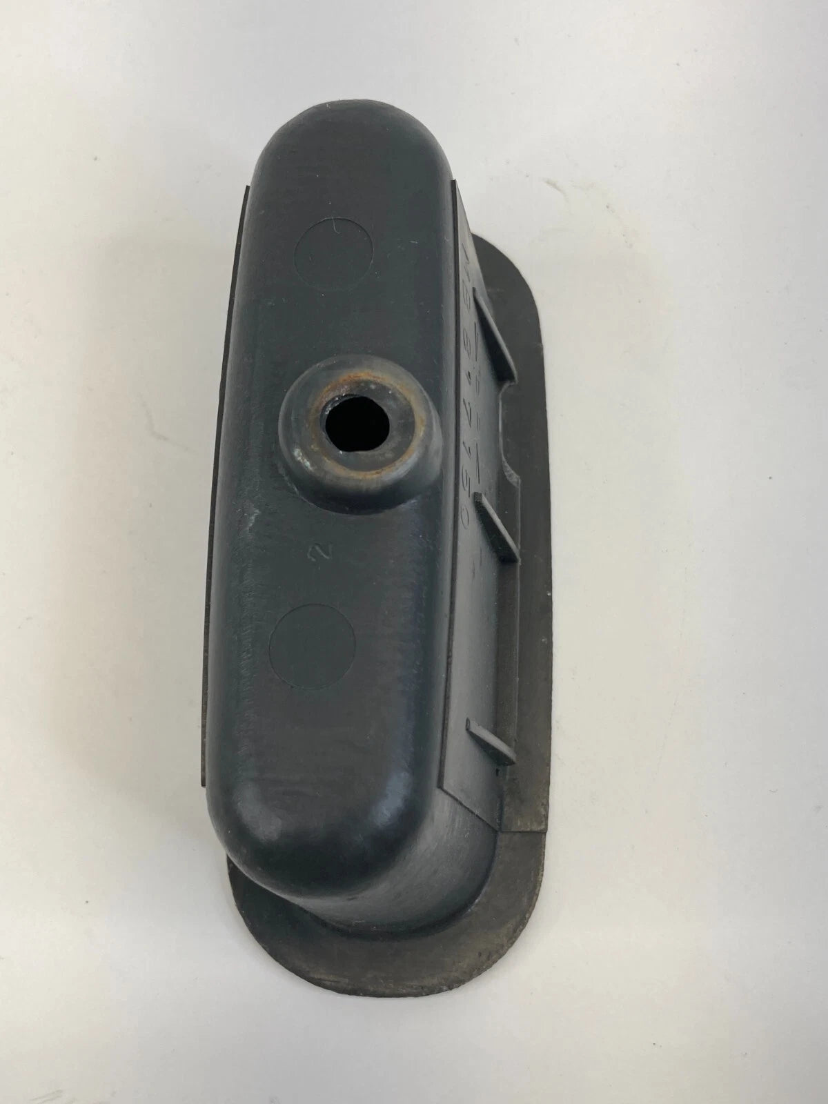 1997-2004 MITSUBISHI MONTERO SPORT REAR RIGHT DOOR PULL HANDLE POCKET MR817150