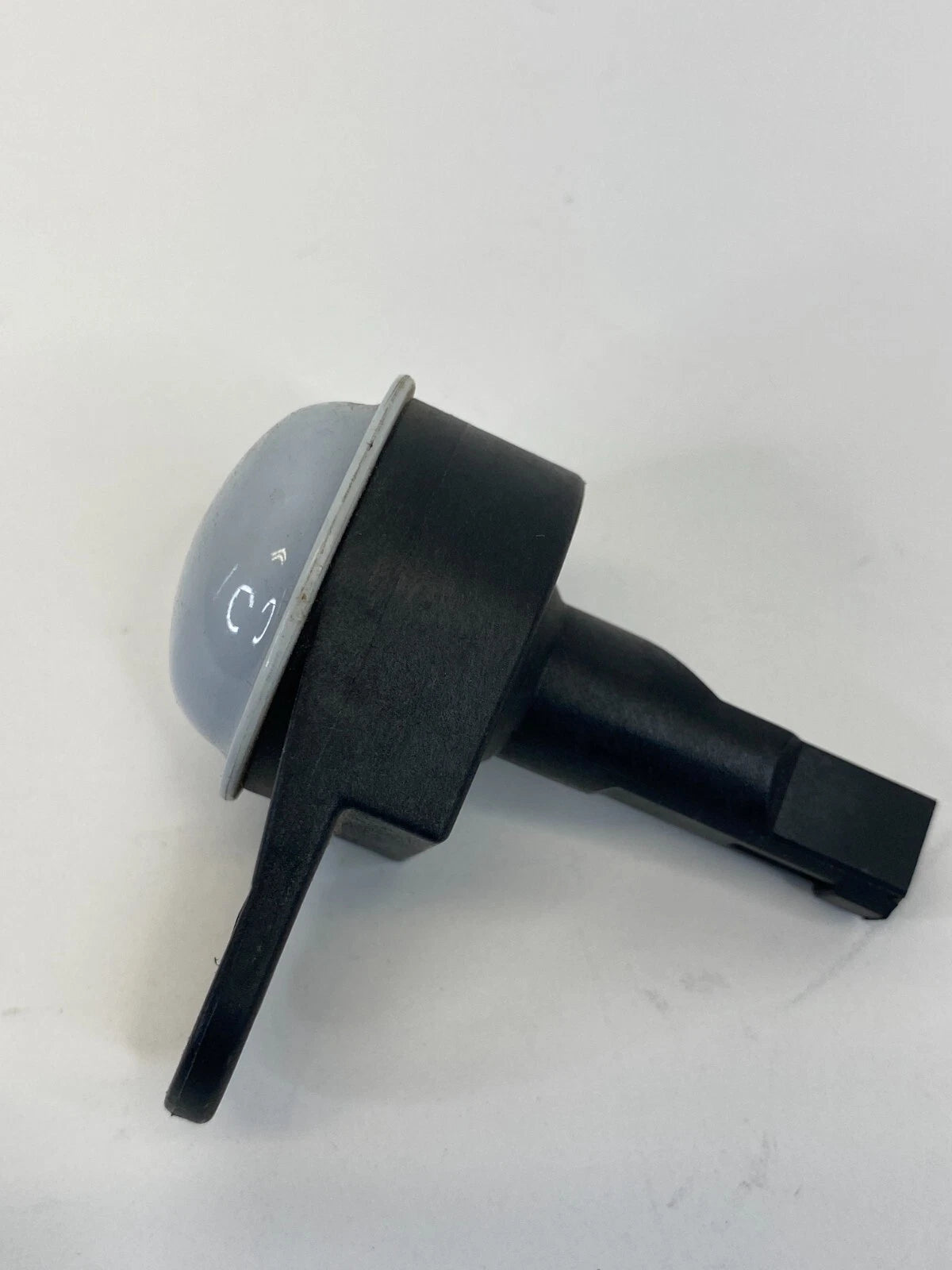 2006-2010 JEEP COMMANDER UNDER DASH DASHBOARD COURTESY LIGHT LAMP OEM