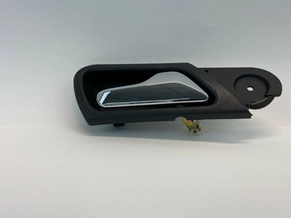 2006-2007 MERCEDES-BENZ C280 FRONT RIGHT SIDE PASSENGER INNER DOOR HANDLE OEM