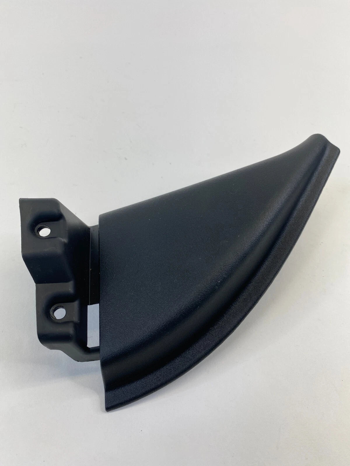 2009-2012 CHEVROLET TRAVERSE FRONT LEFT INNER MIRROR CORNER COVER TRIM PANEL OEM