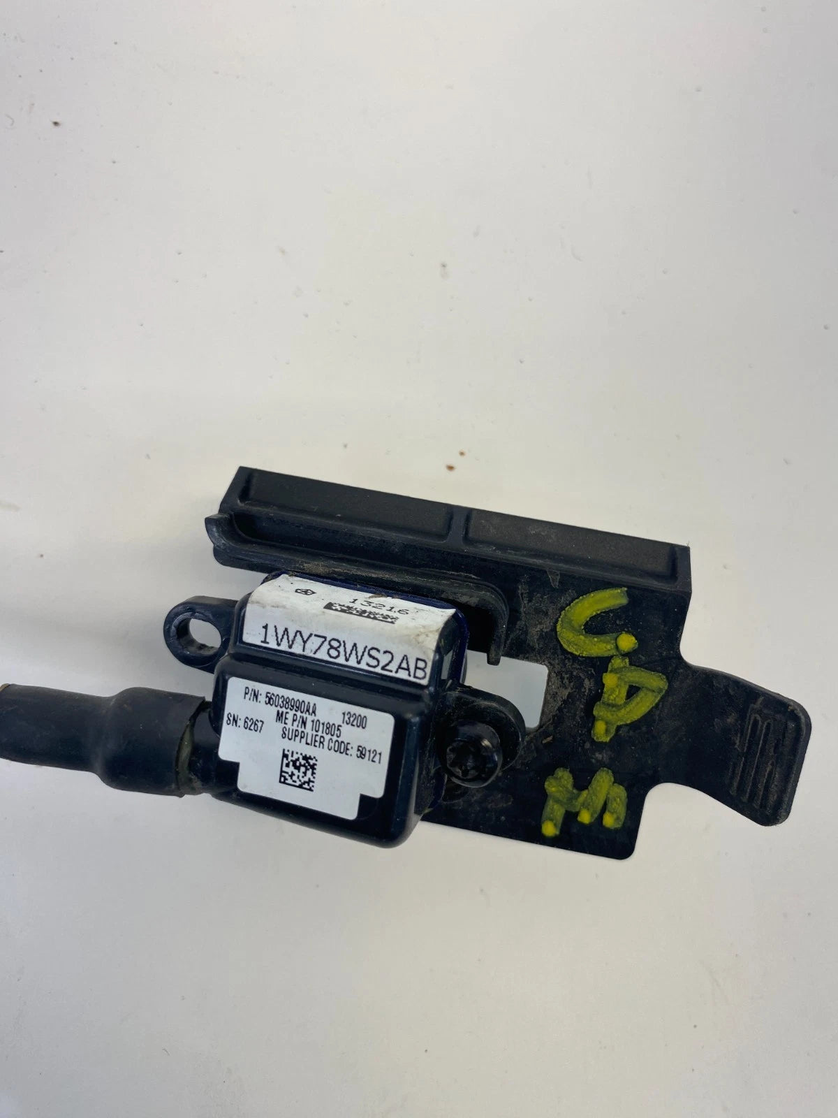 2013-2016 DODGE DART REAR VIEW BACKUP PARKING ASSIST CAMERA 56038990AA OEM