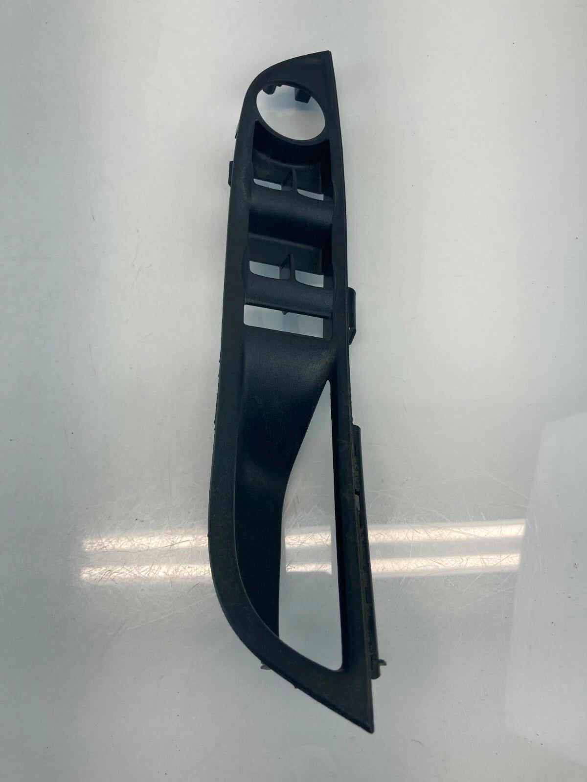 12-18 FORD FOCUS FRONT LEFT DRIVER MASTER WINDOW SWITCH BEZEL PANEL 1085502X OEM