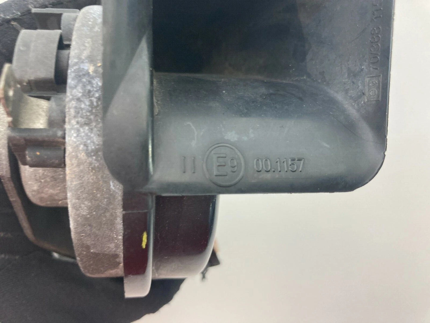 06-10 DODGE CHARGER 05-08 MAGNUM HIGH HORN TONE PITCH SIGNAL BOSCH E9011157 OEM