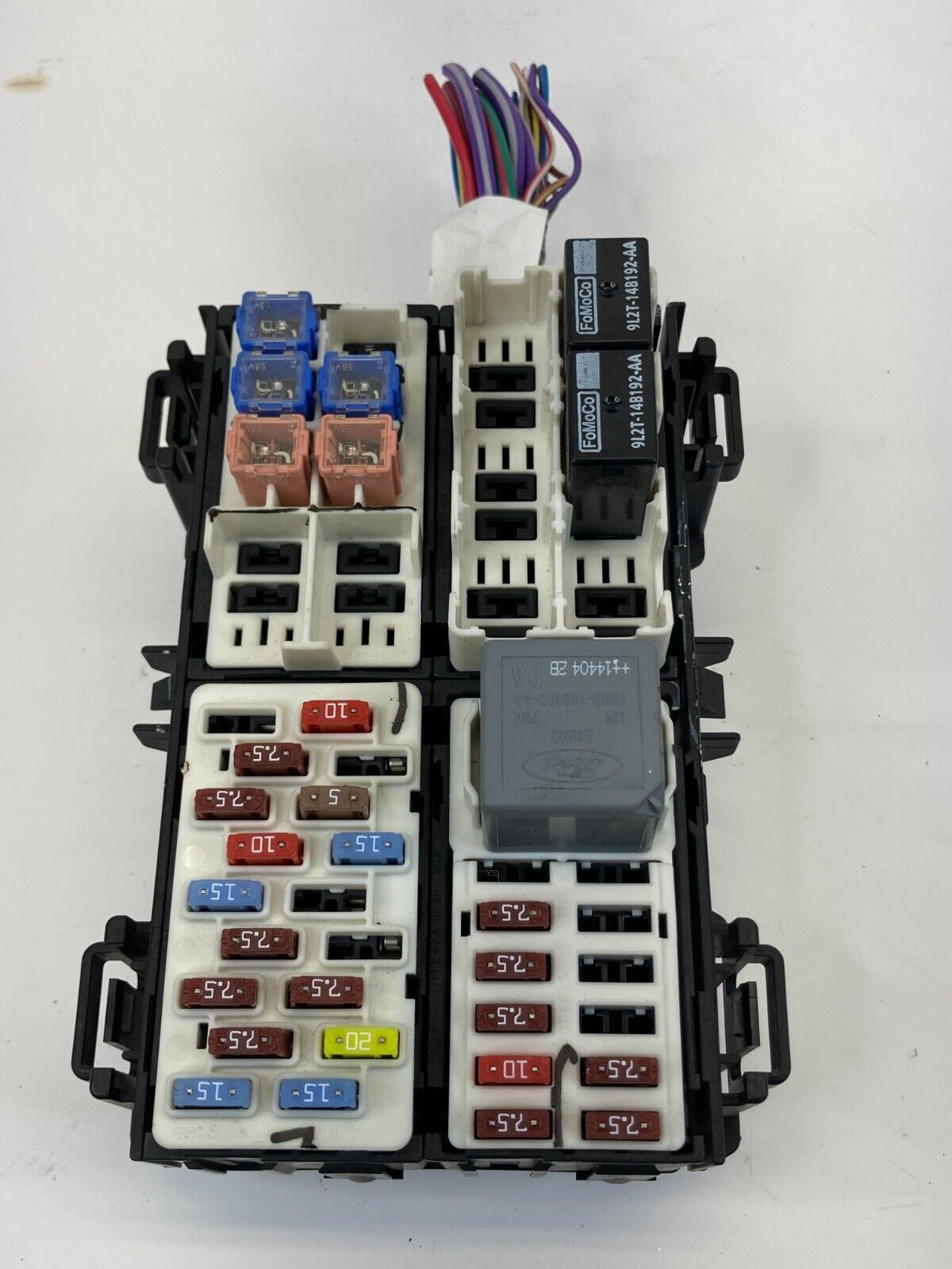 2014-2019 Ford Fiesta 1.6L AT Dash Interior Cabin Fuse Box Relay F2BT-14A005-BKB