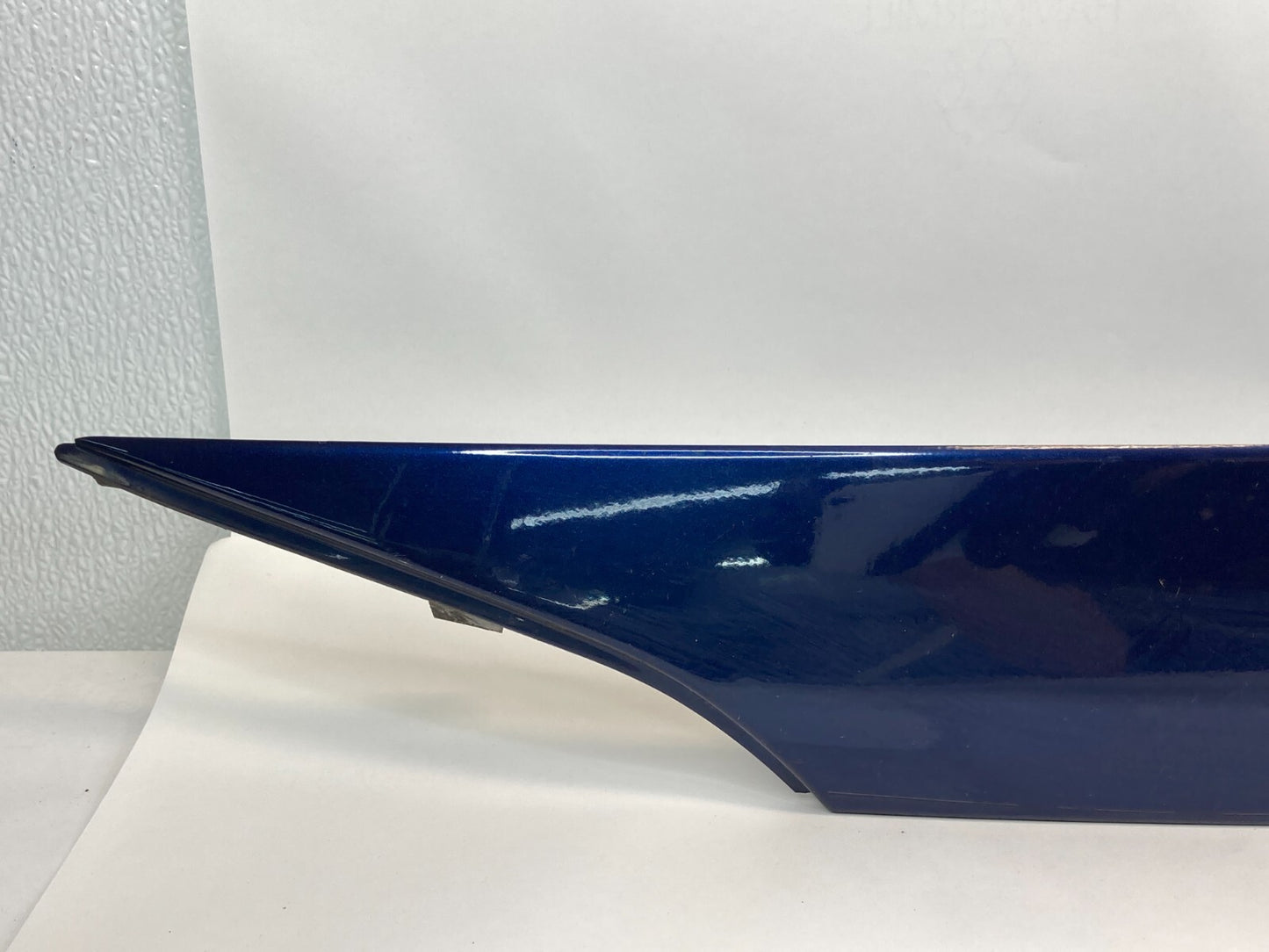 12 13 14 Ford Focus Sedan Rear Trunk Deck Lid Molding Finish Panel w Emblem Blue