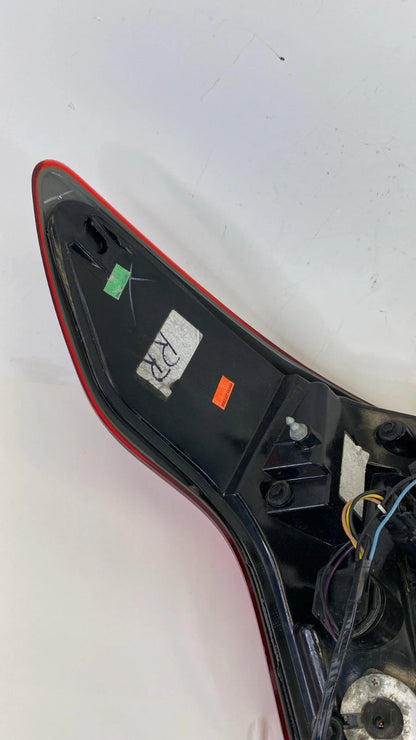 2016-2019 FORD EXPLORER POLICE INTERCEPTOR REAR RIGHT TAILLIGHT TAIL LAMP OEM