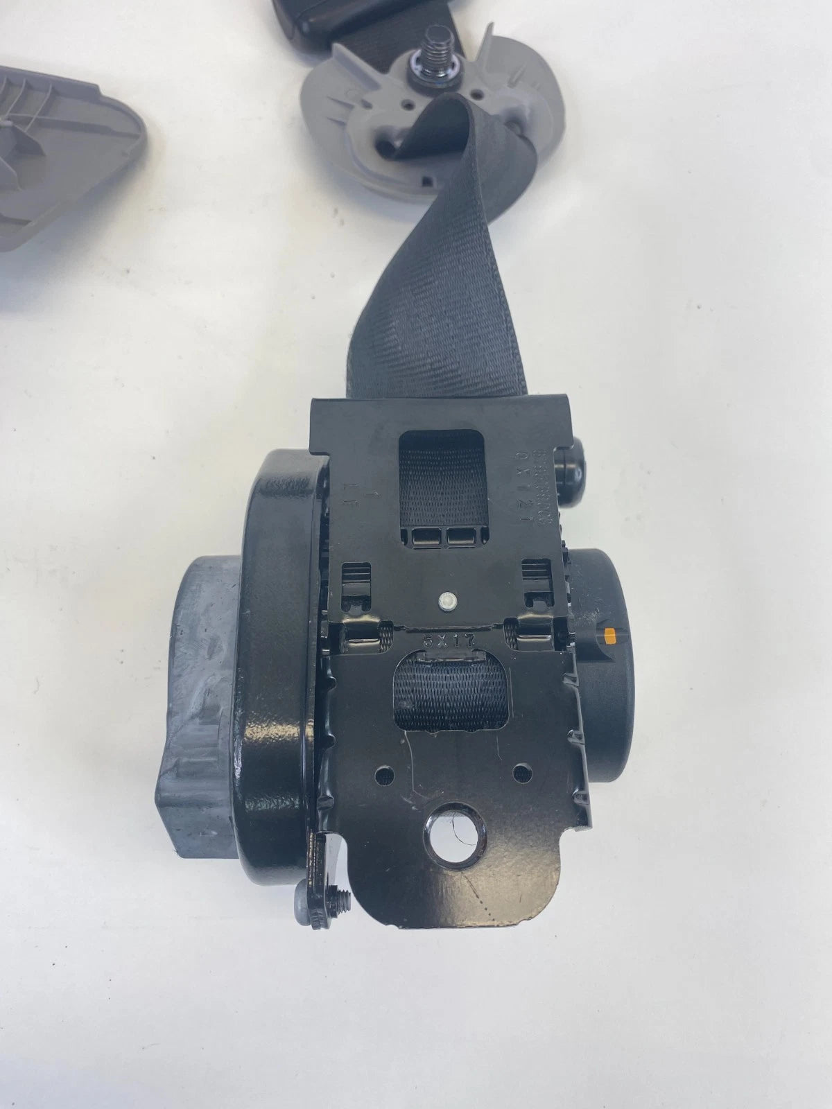 2015-2017 Hyundai Sonata Front Right Side Seat Belt Retractor 88820-C2050-TTX