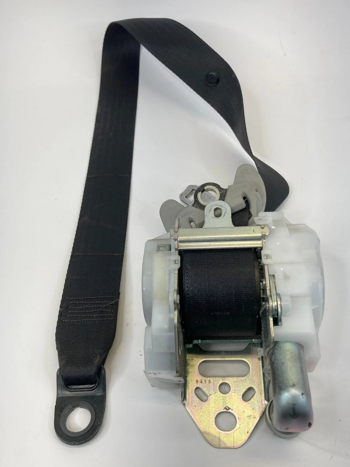 06-13 LEXUS IS250 IS350 FRONT RIGHT PASSENGER SIDE SEAT BELT RETRACTOR 7M7910-P