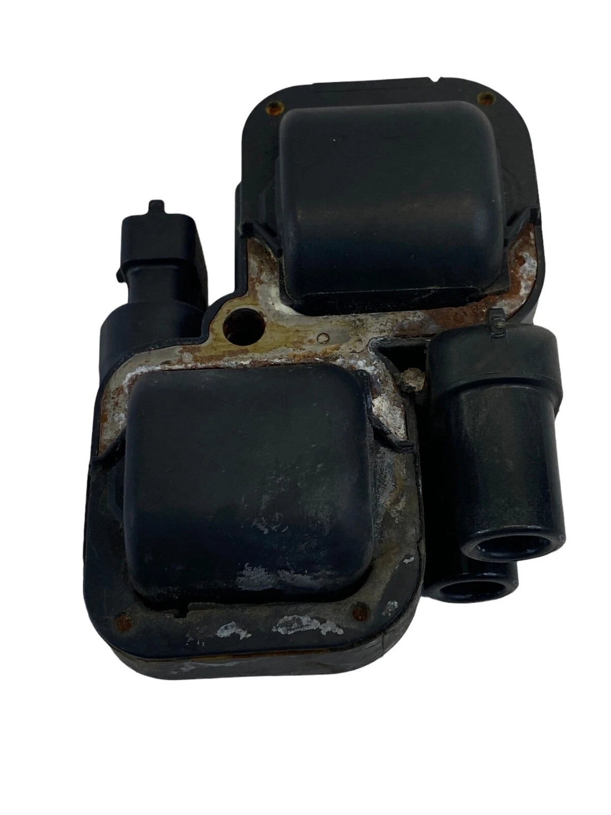 2001-2005 MERCEDES C240 SEDAN 2.6L V6 ENGINE IGNITION COIL IGNITER A0001587803