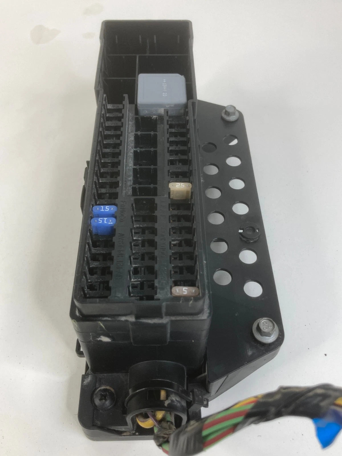 2012-2018 FORD FOCUS SEDAN 2.0L 16V TRUNK FUSE BOX RELAY FUSEBOX BV6T-14A301-HB