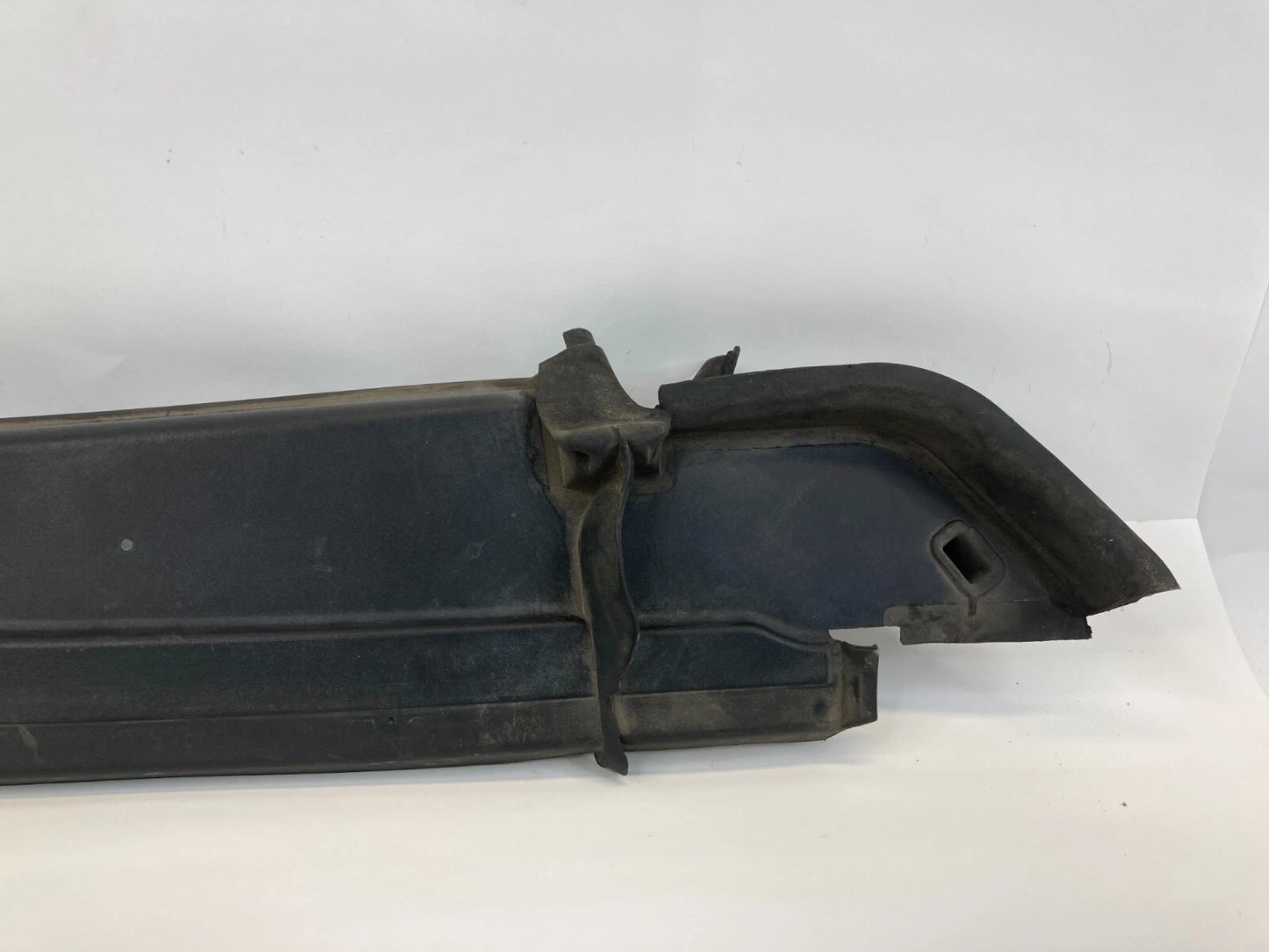 2011-2019 FORD EXPLORER FRONT LEFT DRIVER SIDE FENDER UPPER LEDGE COVER TRIM OEM