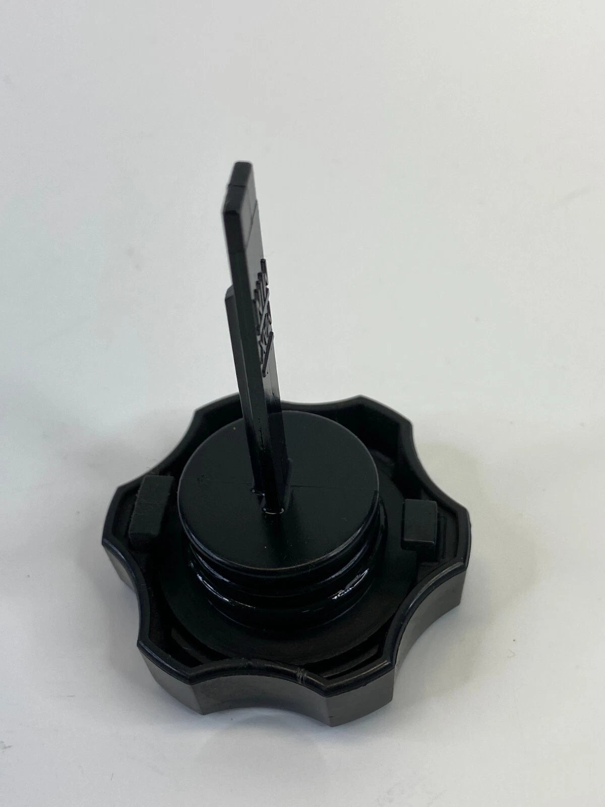 09-17 BUICK ENCLAVE POWER STEERING RESERVOIR FLUID FILLER CAP COVER LID OEM