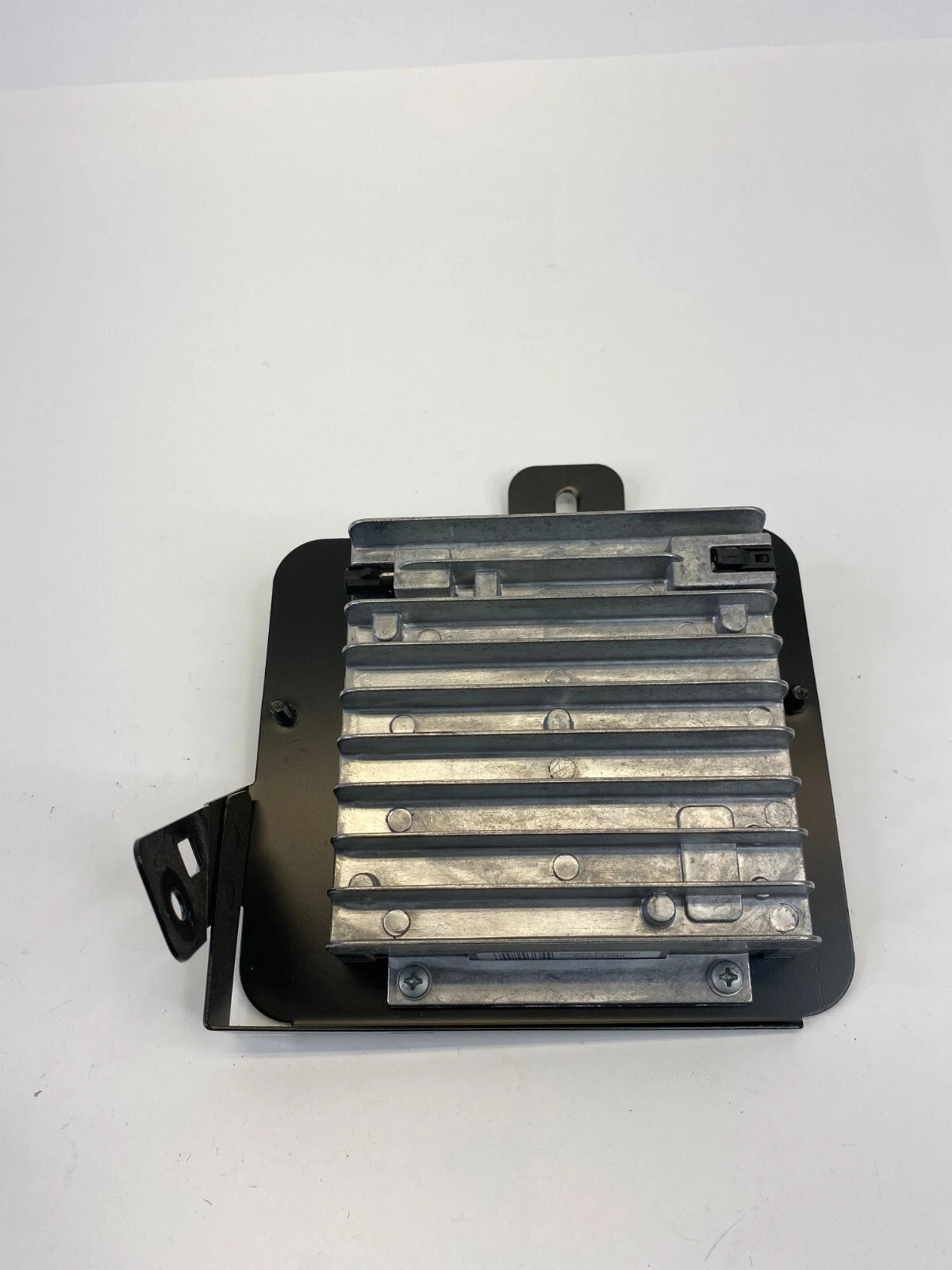 2002-2005 BMW 745I PHONE COMMUNICATION COMPENSATOR MODULE 84216918520 OEM