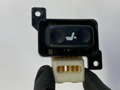 2007 08 09 10 2011 LEXUS GS350 FRONT LEFT DRIVER SEAT LUMBAR SWITCH OEM