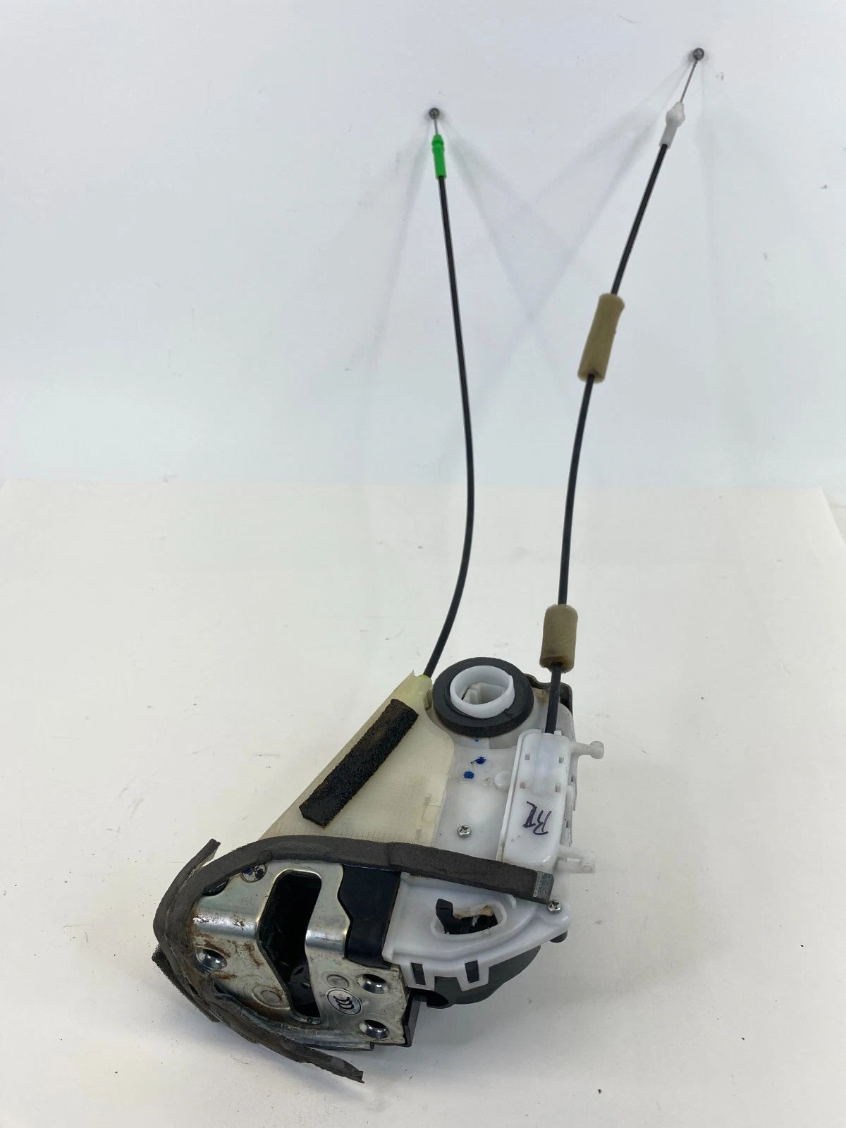 2010-2013 Toyota Prius HATCHBACK Rear Left Back Door Lock Latch Actuator