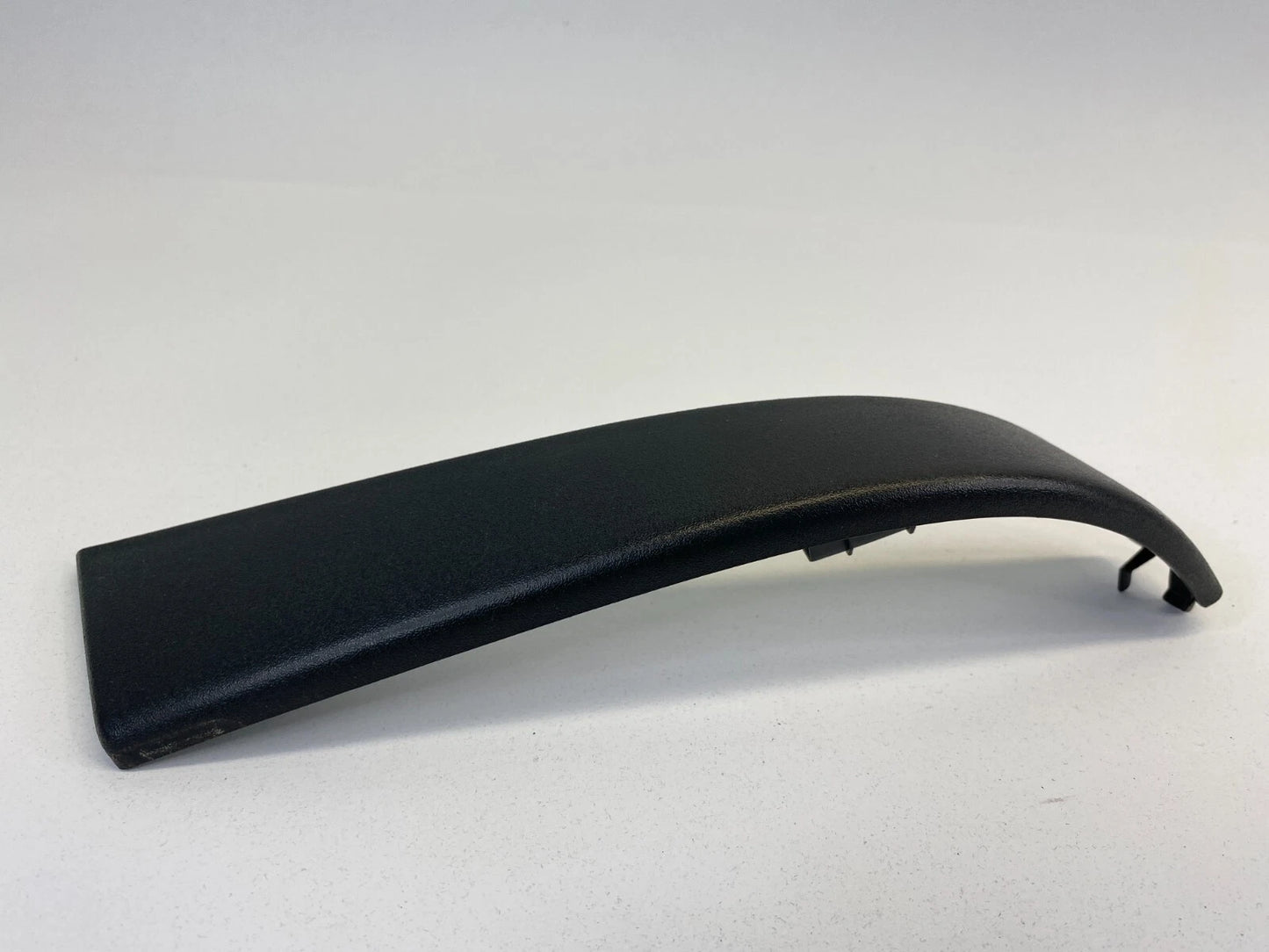 09-12 CHEVROLET TRAVERSE REAR LEFT INNER DOOR PULL HANDLE COVER TRIM 15948058