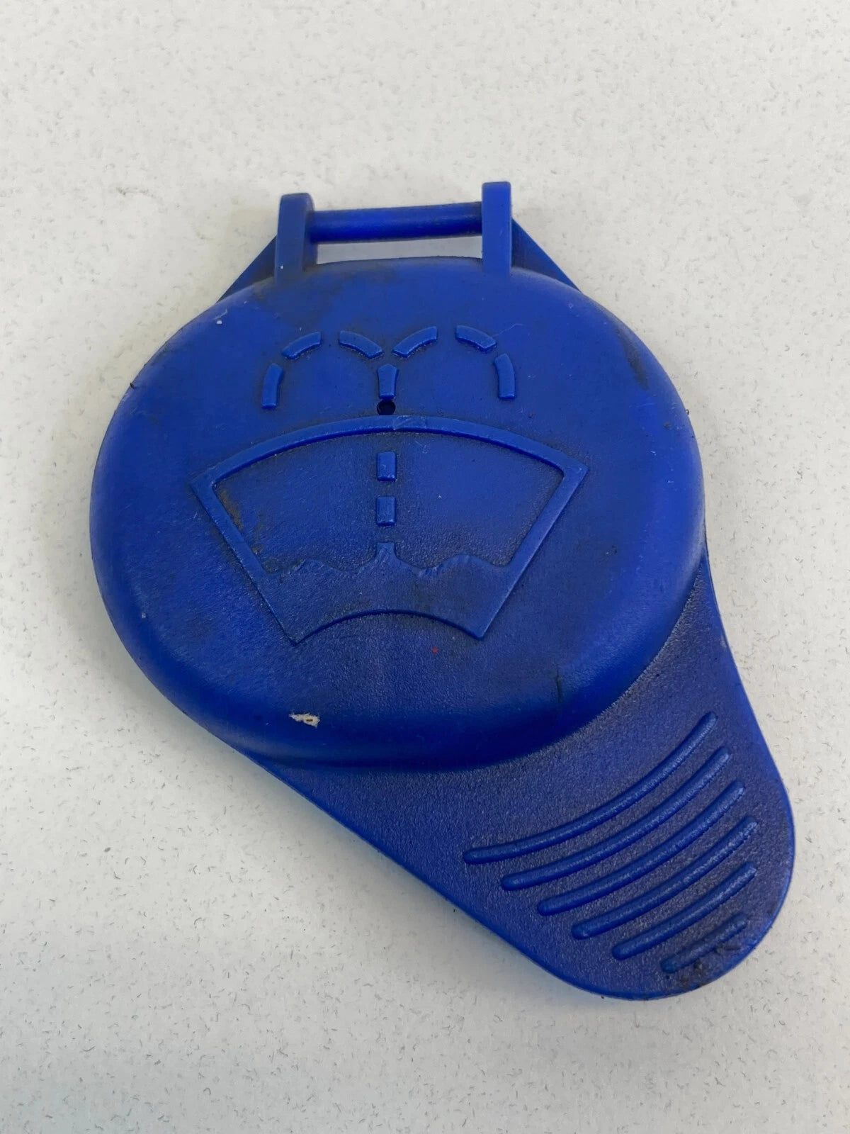 2001-2009 VOLVO S60 SEDAN WINDSHIELD WIPER WASHER RESERVOIR FLUID CAP 8620951