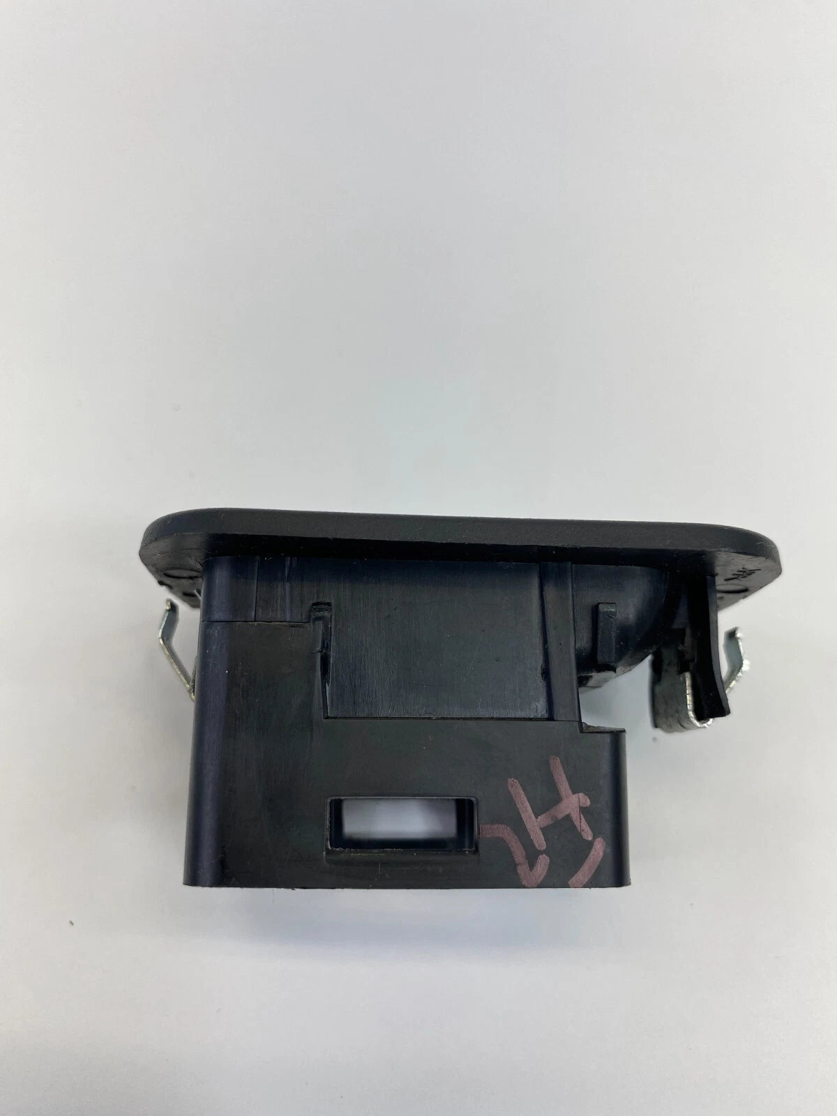 05-10 PONTIAC G6 FRONT RIGHT SIDE DOOR WINDOW SWITCH COVER TRIM BEZEL OEM