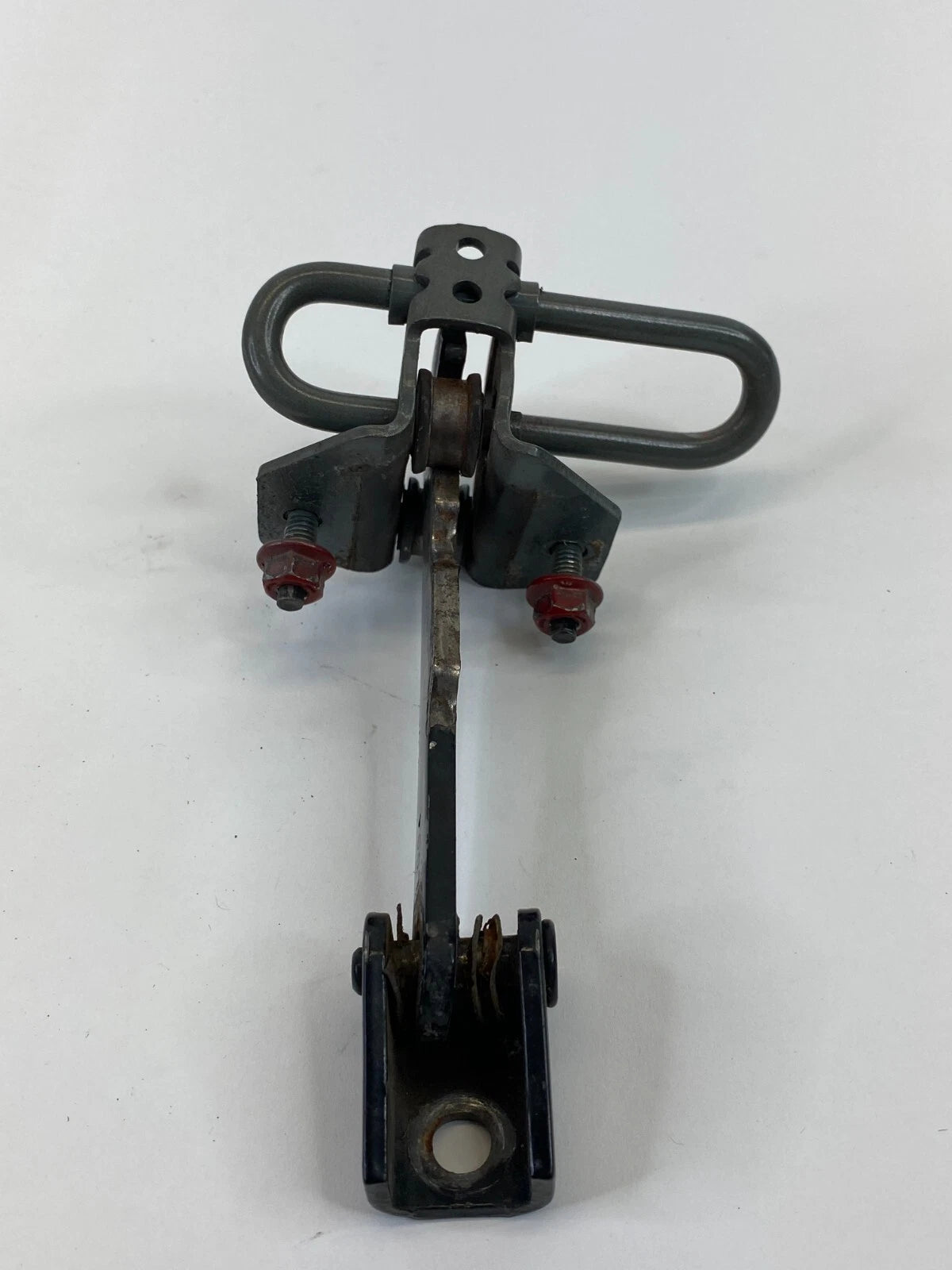 2000-2006 GMC YUKON / XL 1500 / 2500 FRONT LEFT DOOR CHECK STOP STOPPER DETENTE