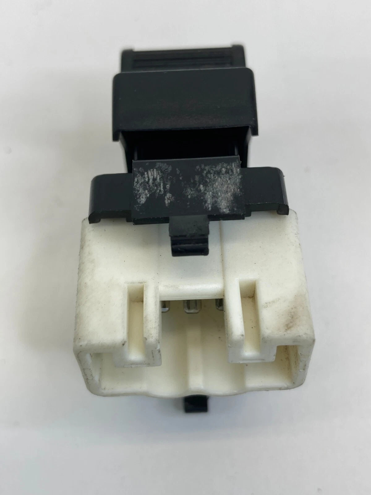 2002-2006 TOYOTA CAMRY FRONT RIGHT SIDE DOOR POWER WINDOW SWITCH BUTTON OEM