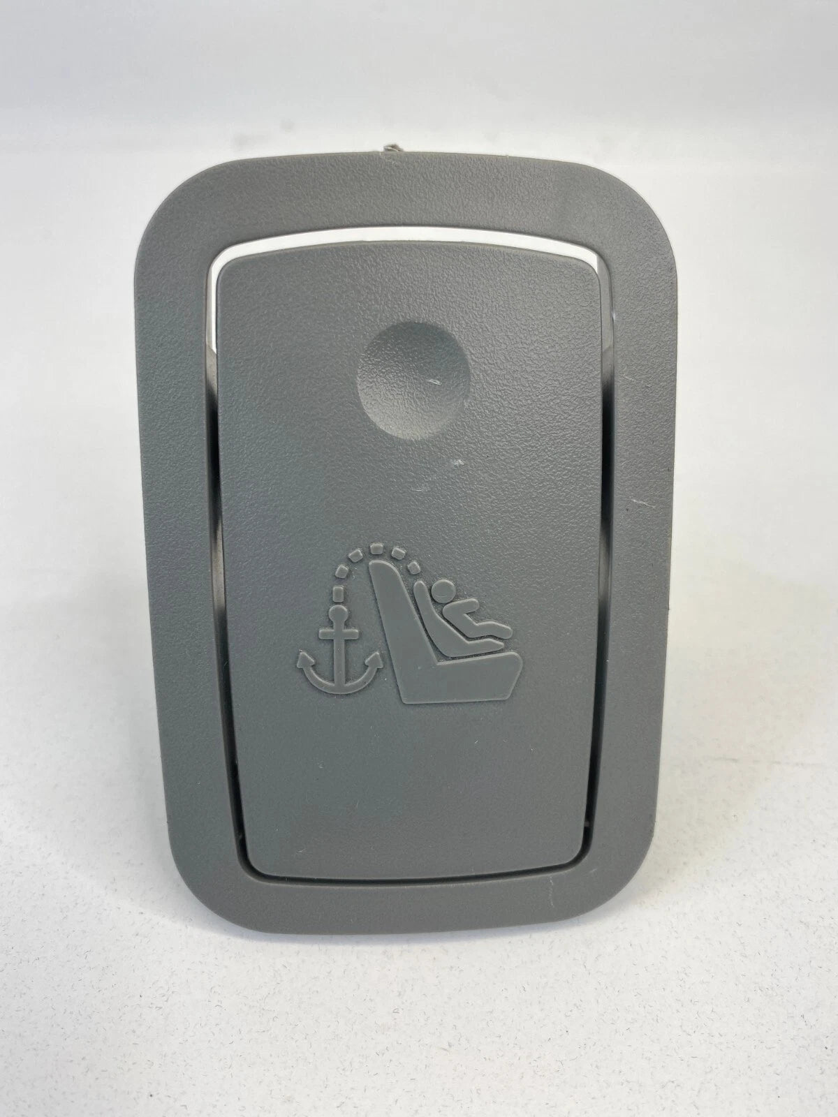 13-15 CHEVROLET MALIBU REAR DECK CHILD SEAT LOWER ANCHOR COVER TRIM OEM 15795997