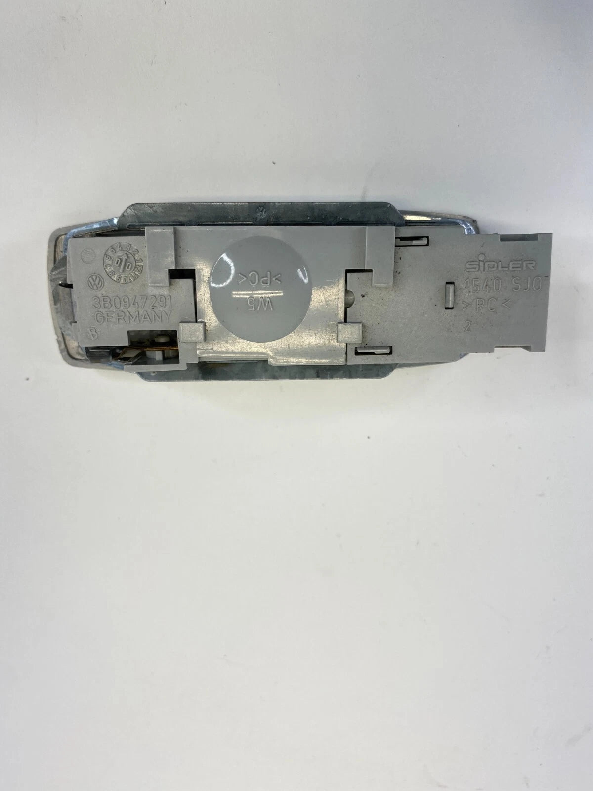 99-05 VW VOLKSWAGEN JETTA INTERIOR REAR DOME MAP LIGHT LAMP 3B0947291 OEM