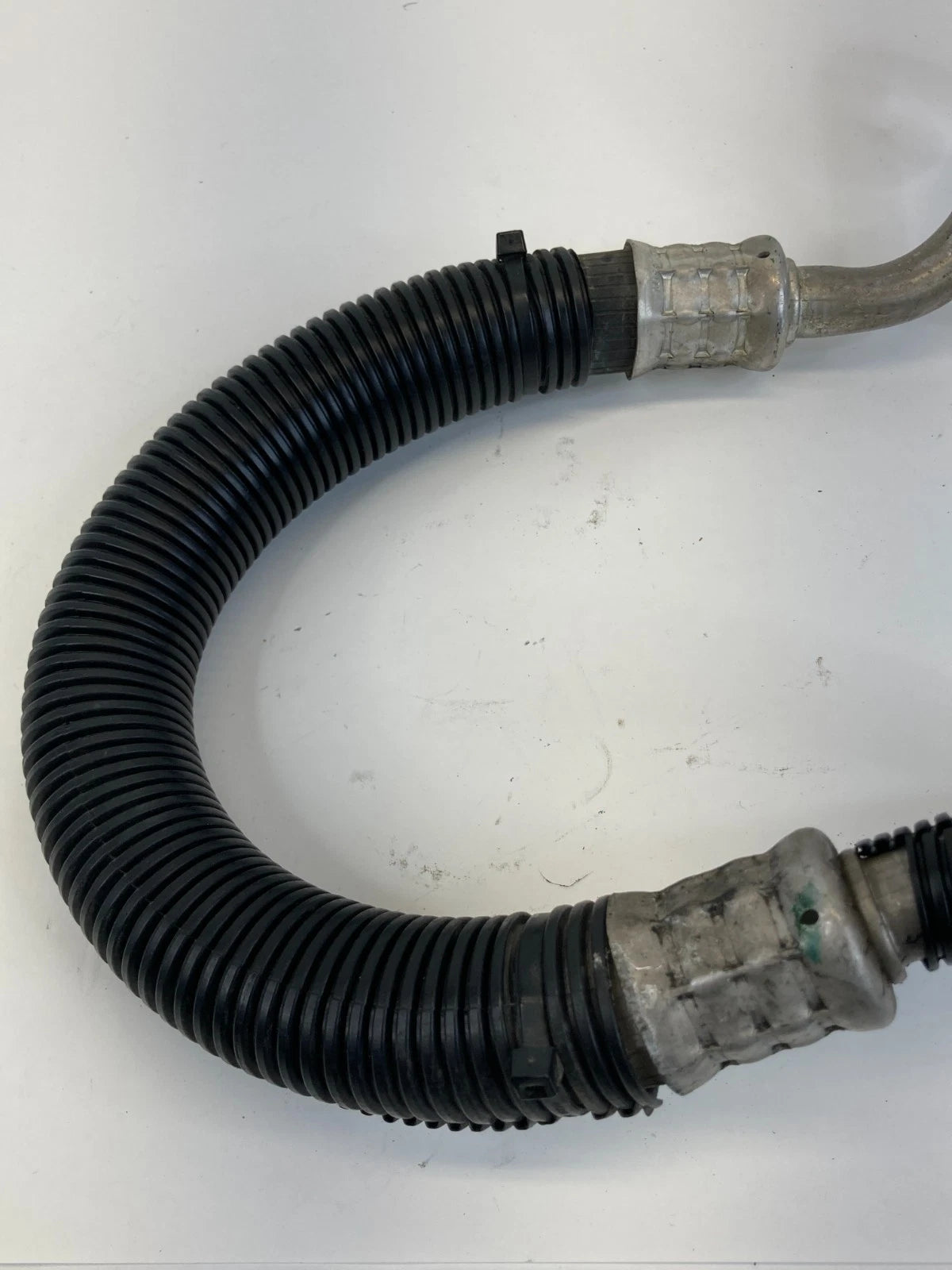 2013-2019 Ford Taurus Police Interceptor Sedan A/C Refrigerant Hose Line OEM