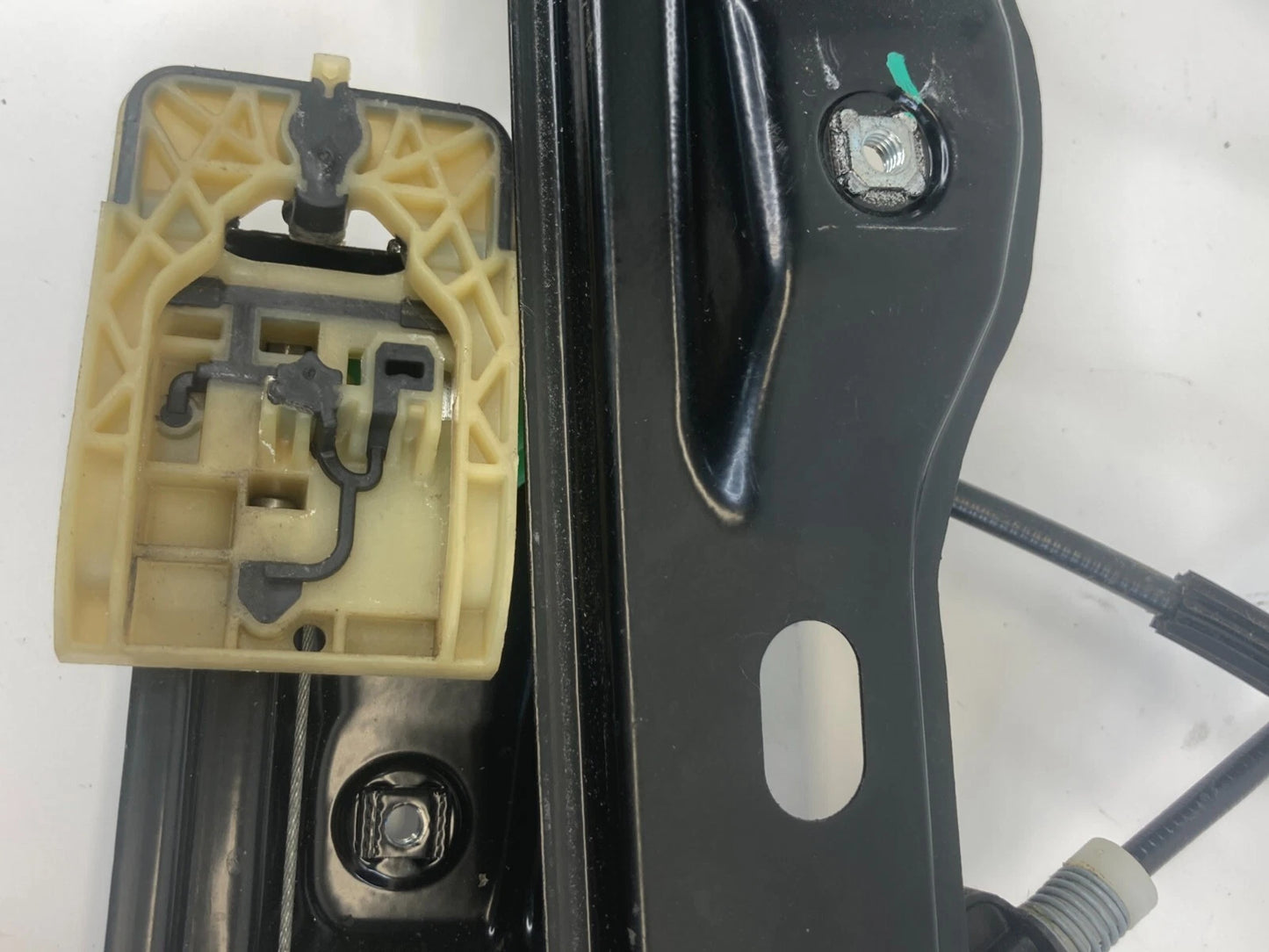 2012-2018 FORD FOCUS LEFT DRIVER SIDE WINDOW REGULATOR W/ MOTOR 931904102