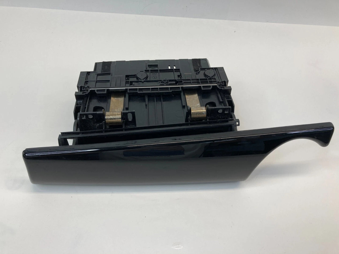 2012-2015 MINI COOPER COUPE PASSENGER SIDE DASH GLOVE BOX ASSEMBLY OEM