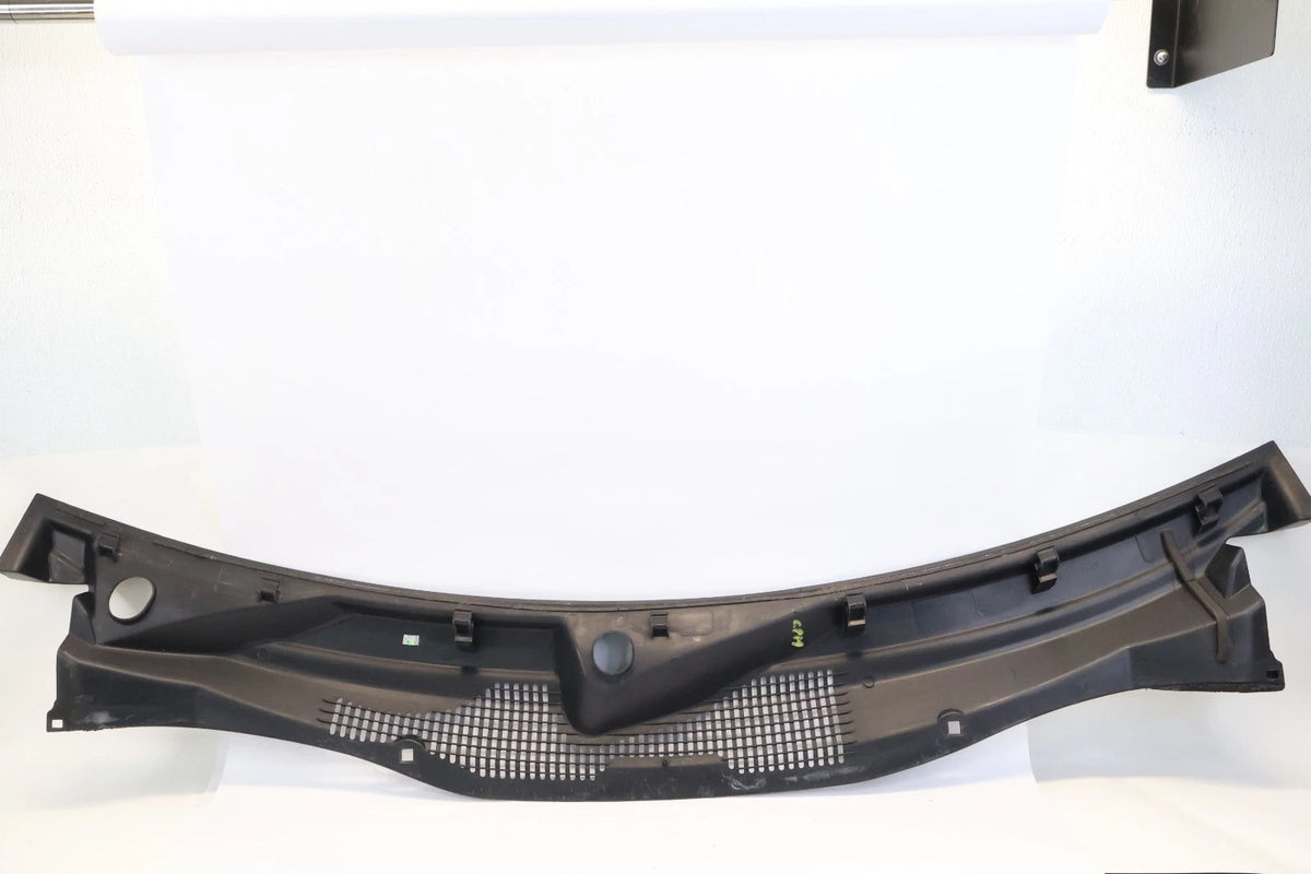 2007-2017 JEEP COMPASS FRONT WINDSHIELD WIPER COWL TOP PANEL 05303964AF OEM