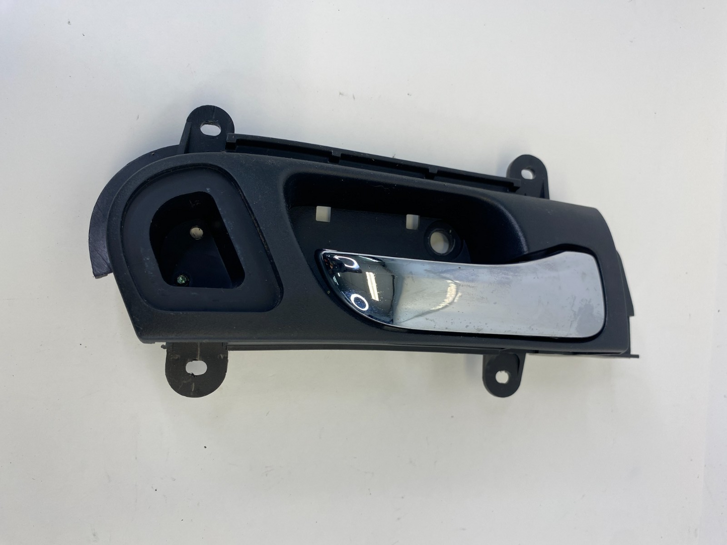 2003-2007 Honda Accord COUPE Front Right Side Interior Door Handle Assy 68614AA