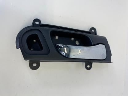 2003-2007 Honda Accord COUPE Front Right Side Interior Door Handle Assy 68614AA