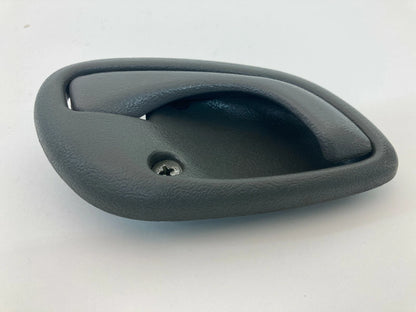 1999-2004 SUZUKI VITARA FRONT RIGHT PASSENGER INSIDE INNER DOOR HANDLE OEM