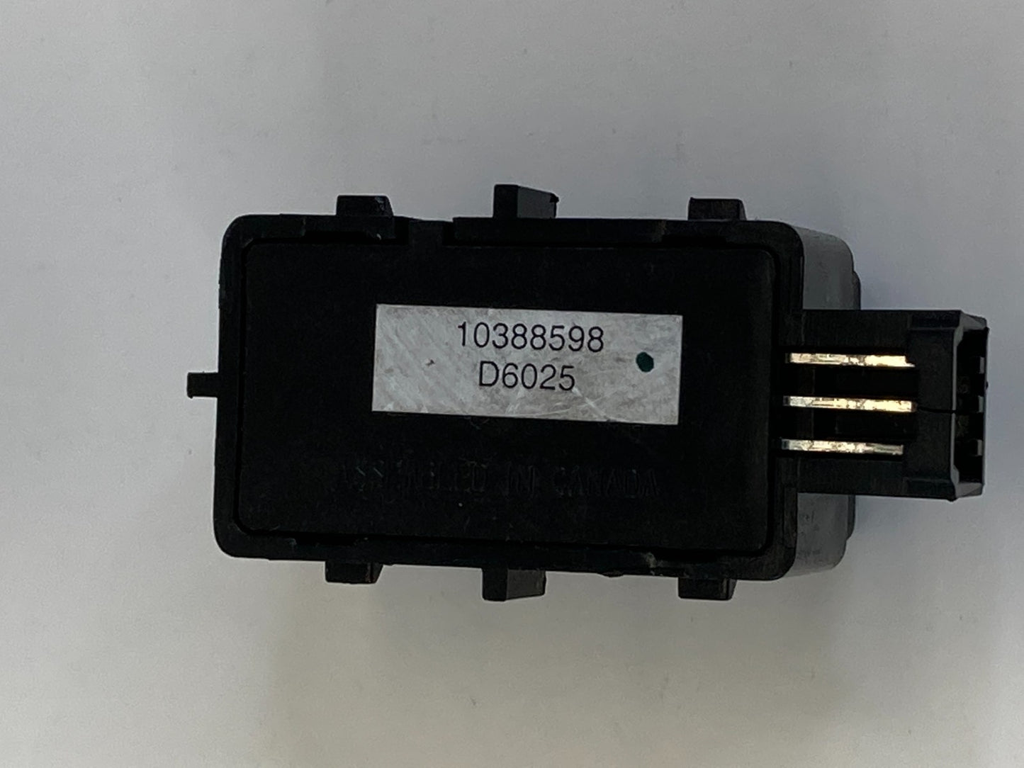 2007-2014 GMC Yukon Rear Right Power Folding Seat Control Switch 10388598 OEM