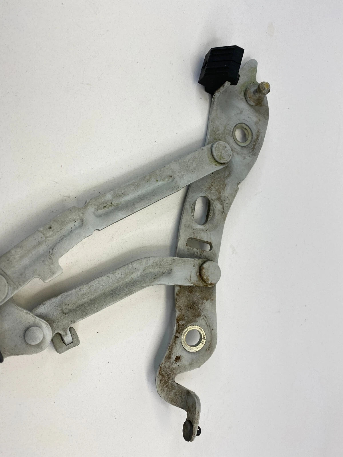 2001-2009 VOLVO S60 S 60 REAR RIGHT SIDE TRUNK TAILGATE TAIL GATE HINGE 30649609