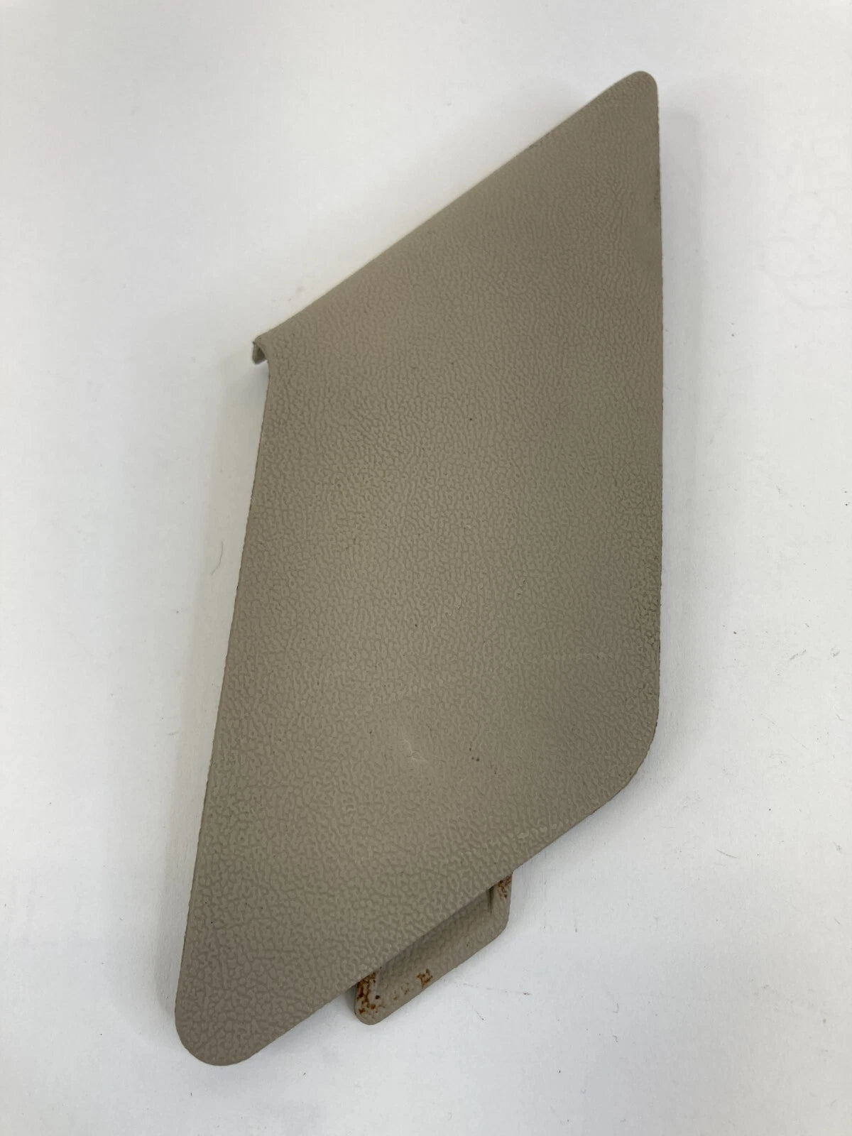 2006-2011 AUDI A6 FRONT RIGHT SEAT BELT TRACK CAP COVER TRIM 8E0-882-328A OEM