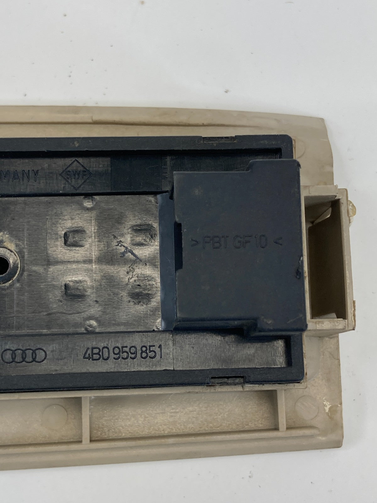 2002-2004 Audi A6 Quattro Front Left Side Master Power Window Switch 4B0-959-851