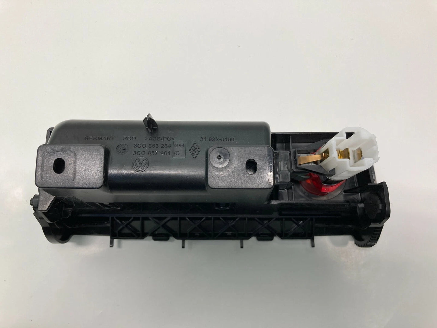 2006-2010 VOLKSWAGEN PASSAT CENTER CONSOLE DASH ASHTRAY ASSEMBLY 3C0857961