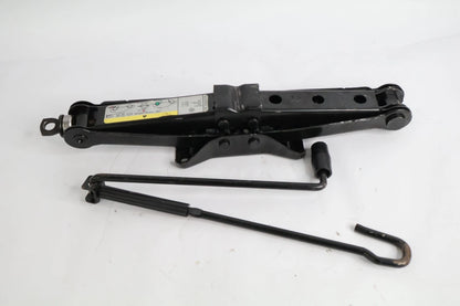 2012-2022 VW VOLKSWAGEN PASSAT EMERGENCY SPARE TIRE KIT JACK TOOL LUG OEM