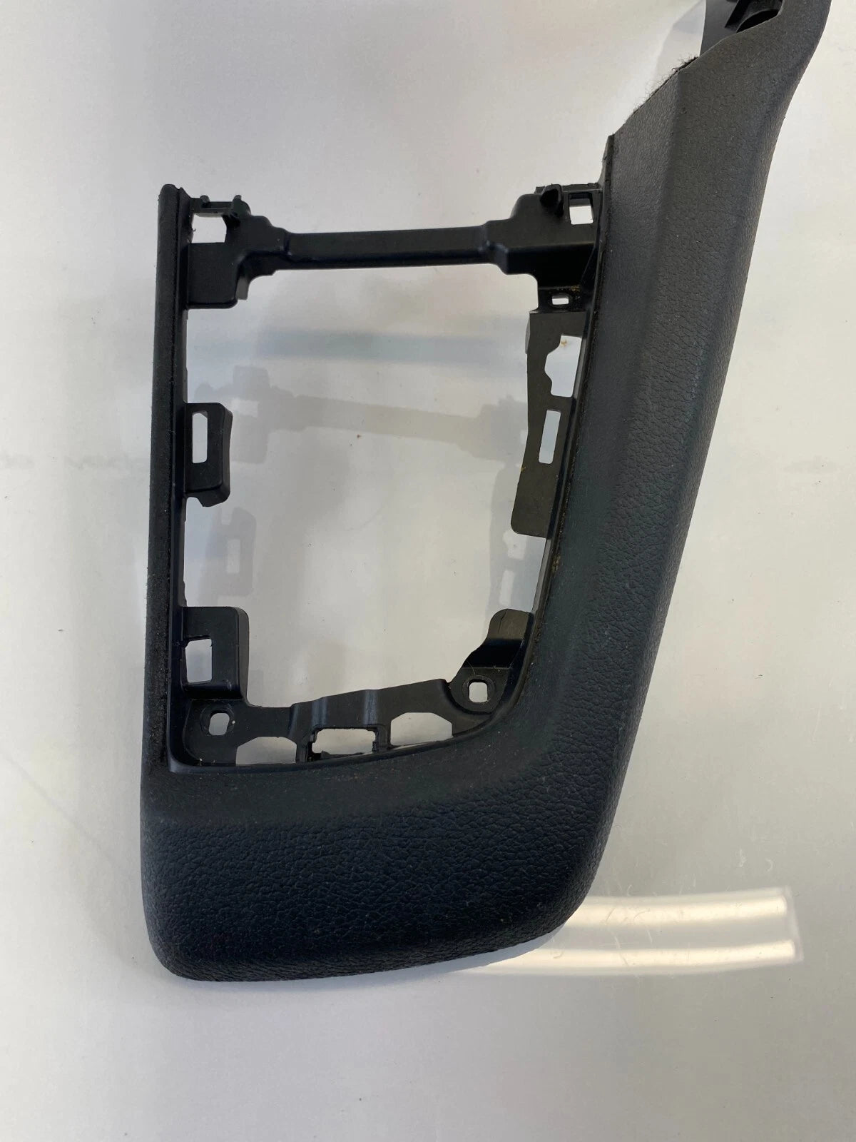 12-14 FORD FOCUS CENTER CONSOLE SHIFTER SURROUND COVER BEZEL TRIM BM51A045H92