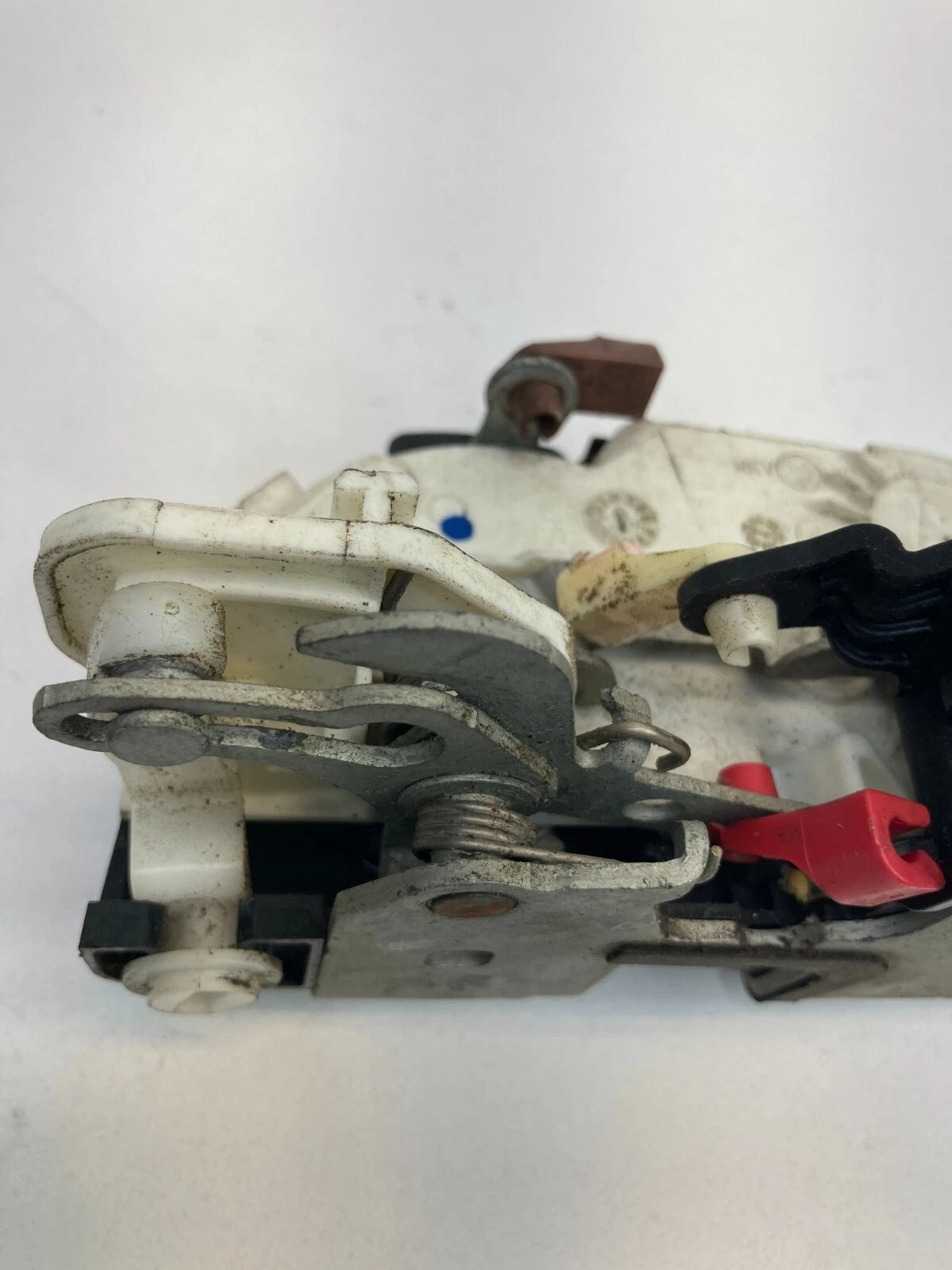 2007-2009 DODGE CALIBER REAR RIGHT DOOR LOCK LATCH RELEASE ACTUATOR 04589414AA