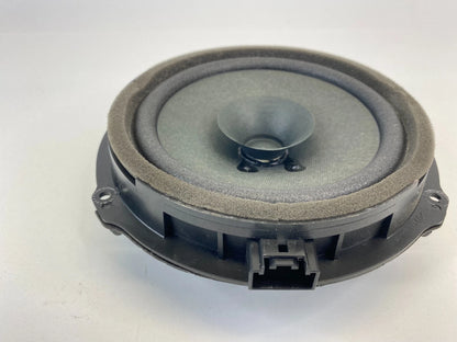 2015-2018 FORD FOCUS HATCHBACK REAR RIGHT DOOR PANEL SPEAKER ASSY 8A6T-18808-CC