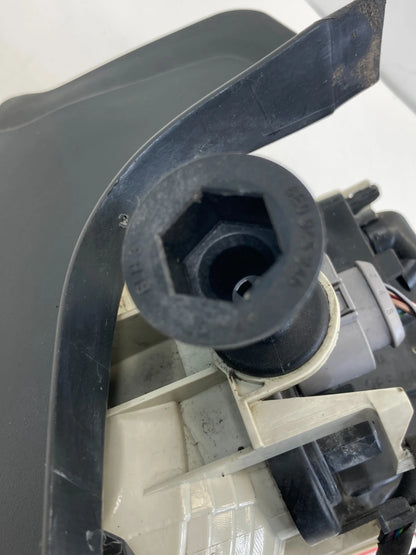 2005-2008 AUDI A4 QUATTRO OUTER REAR LEFT DRIVER SIDE TAIL LIGHT 8E5945095 OEM