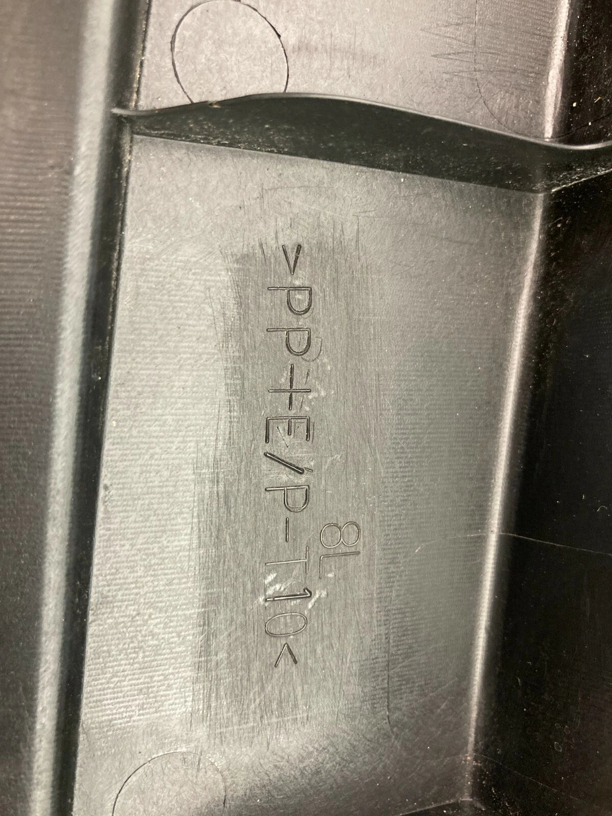 2003-2008 TOYOTA MATRIX WINDSHIELD LEFT SIDE COWL VENT GRILLE MOLDING TRIM OEM