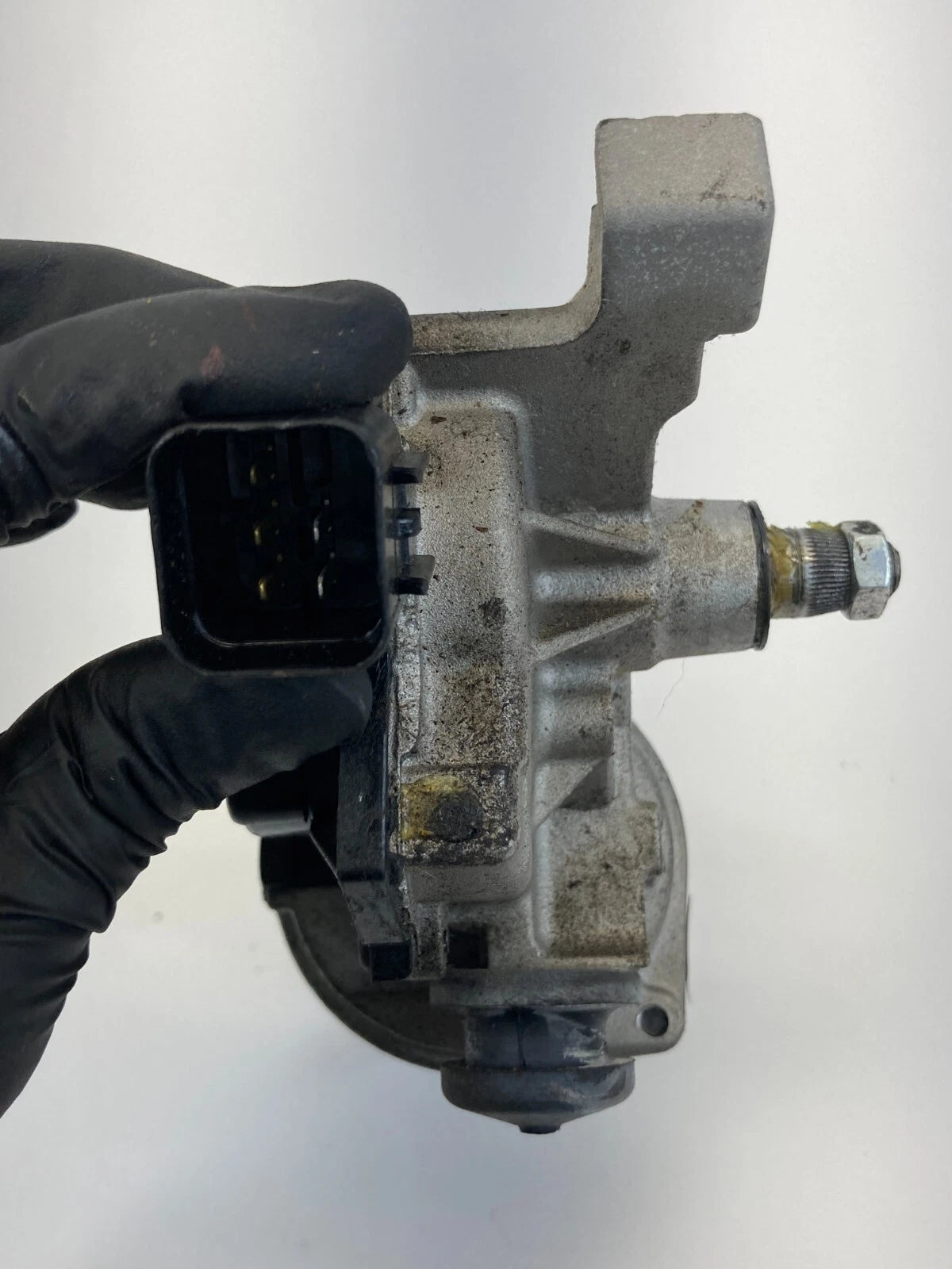 06 07 08 09 10 HYUNDAI SONATA WINDSHIELD FRONT WIPER MOTOR ASSY 98110-3K000 OEM