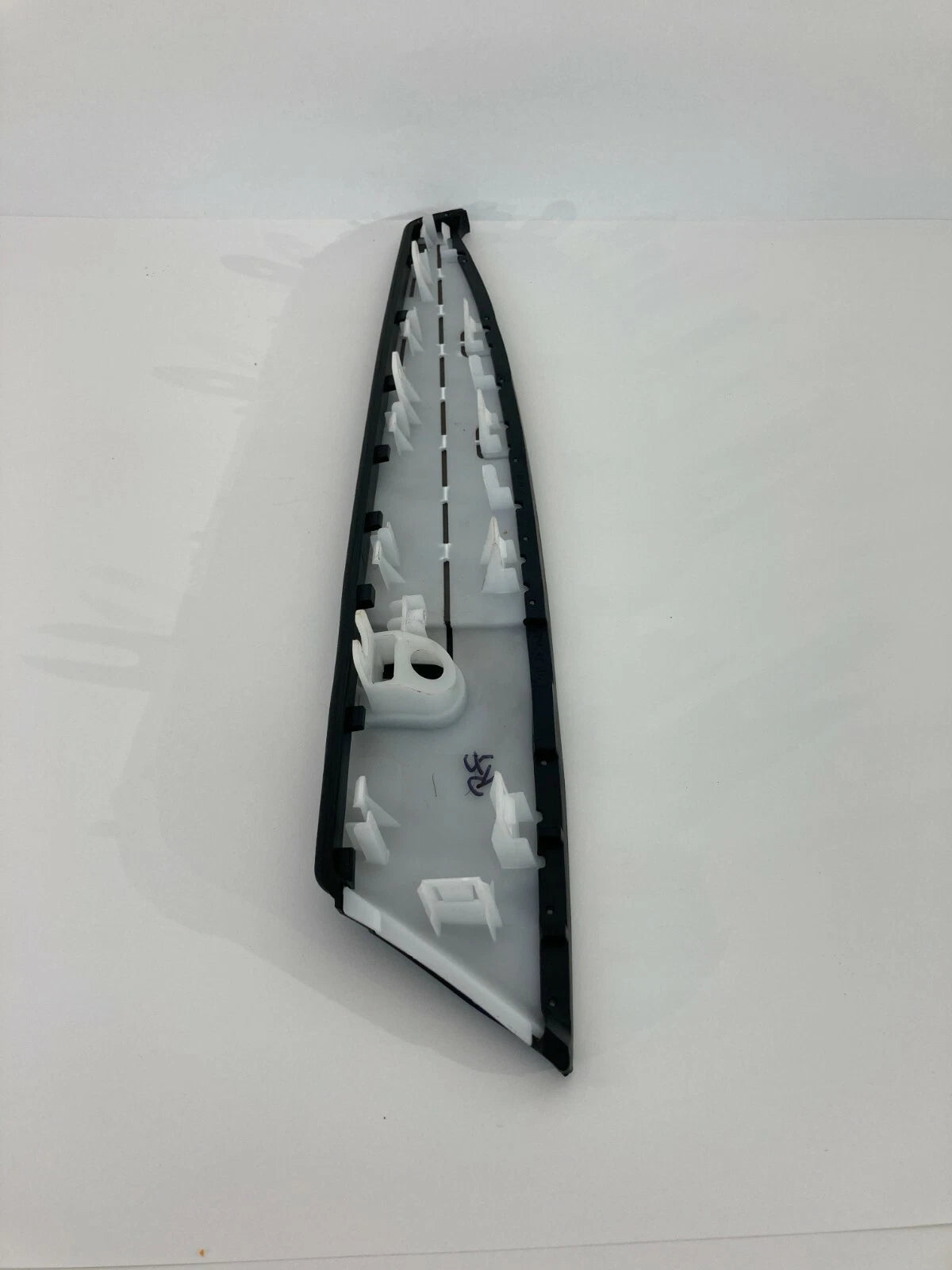 2010-2013 MAZDA 3 MAZDA3 FRONT RIGHT PASSENGER SIDE DOOR PANEL TRIM BEZEL OEM