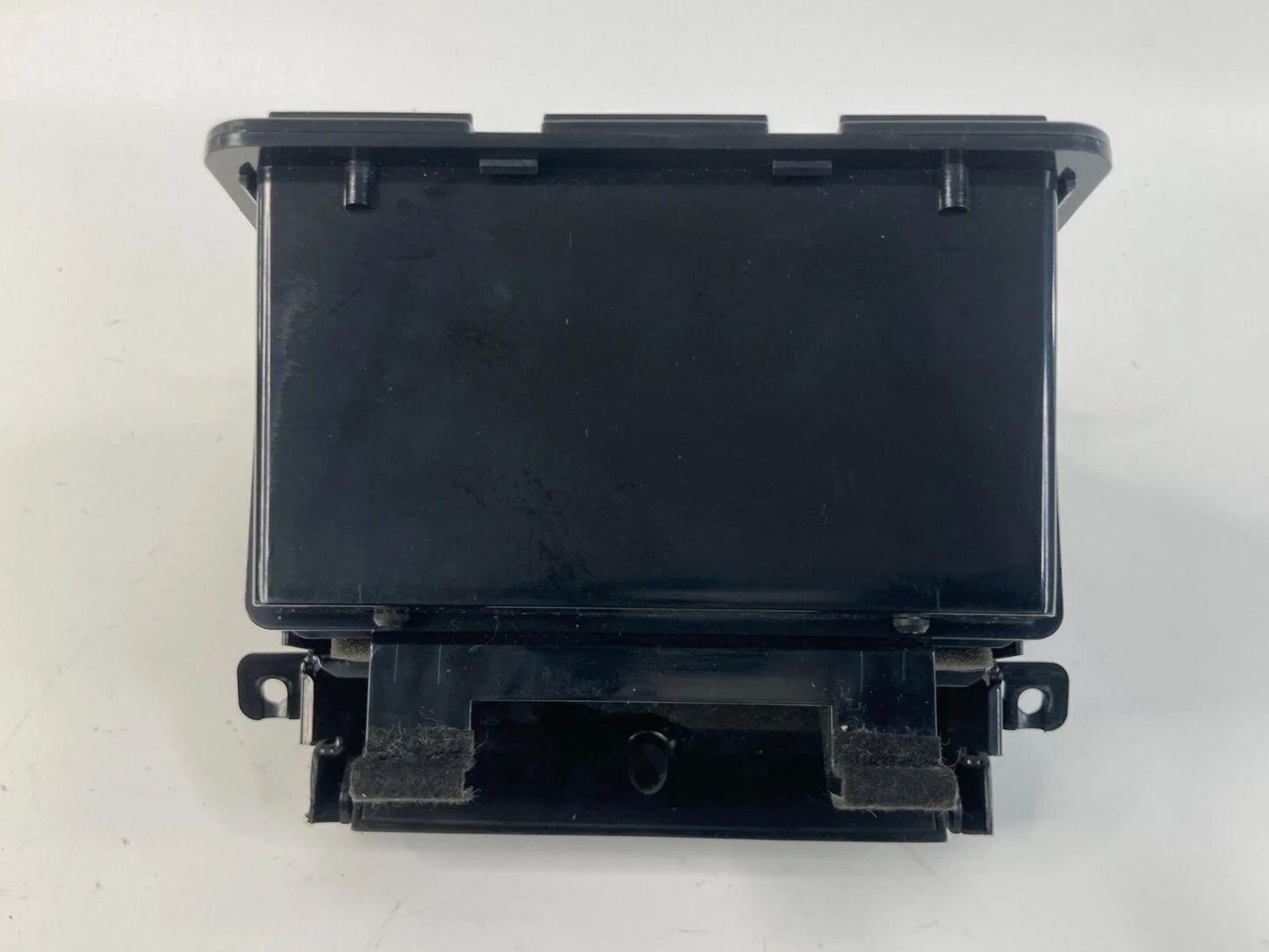 2011-2014 HYUNDAI SONATA FRONT CENTER CONSOLE STORAGE COMPARTMENT TRAY ASSY OEM