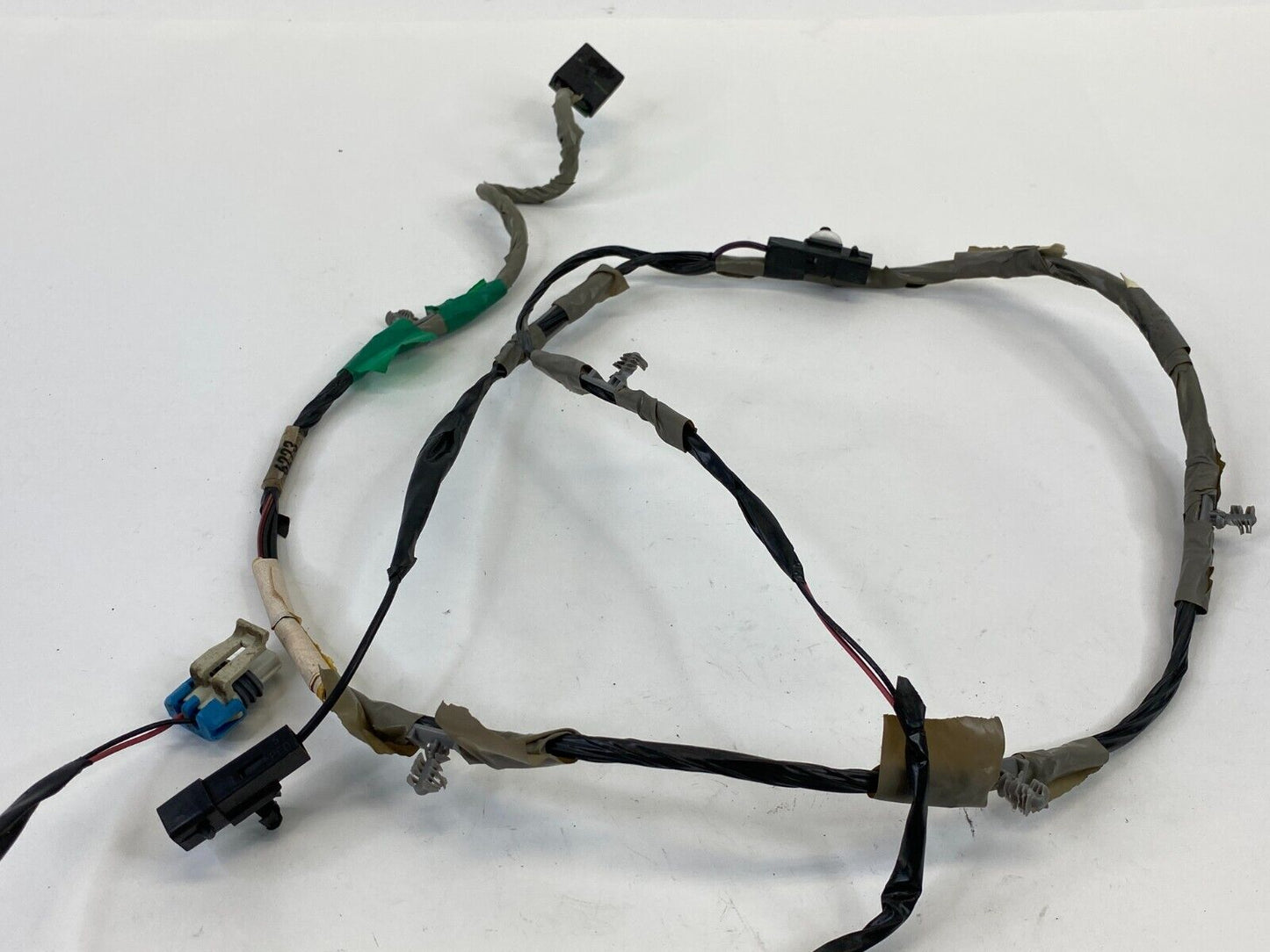 2000 00 GMC Yukon Rear Trunk Liftgate Left Side Wiring Harness Wire Cable OEM